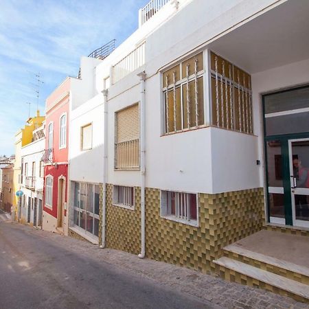 Apartamento de 100 m2, 3 quarto(s) e 2 banheiro(s) em Lagos Centro da cidade Exterior foto