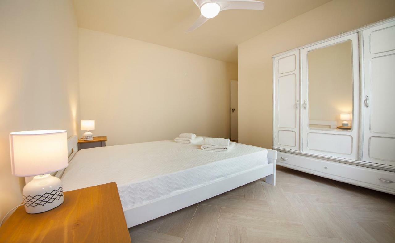 Apartamento de 100 m2, 3 quarto(s) e 2 banheiro(s) em Lagos Centro da cidade Exterior foto